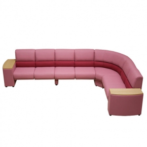 ����κ����